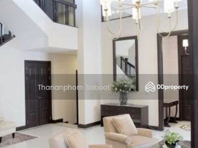 Spacious 4-Bedroom House, Bangkok, Thailand Spacious 4-Bedroom House, Bangkok, Thailand