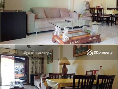 Food Mart (1.5 km.), Pattaya Park Night Market (1.5 km.), Chon Buri, Thailand Food Mart (1.5 km.), Pattaya Park Night Market (1.5 km.), Chon Buri, Thailand