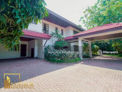 House in Compound, Bangkok, Thailand House in Compound, Bangkok, Thailand