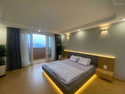 Spring Garden, Vietnam Spring Garden, Vietnam