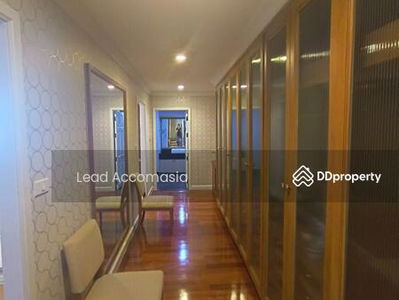 Oriental Towers, Bangkok, Thailand Oriental Towers, Bangkok, Thailand