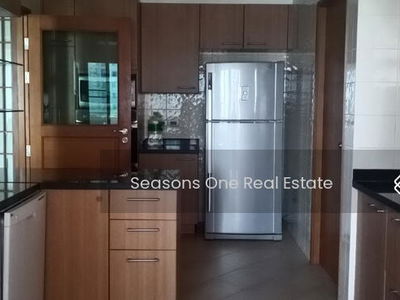 Beautiful Condo 3 Bedroom 300 Sqm. @Sukhumvit 8 for RENT, Bangkok, Thailand Beautiful Condo 3 Bedroom 300 Sqm. @Sukhumvit 8 for RENT, Bangkok, Thailand
