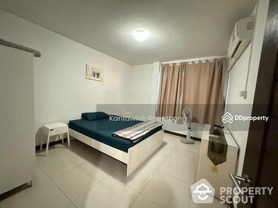 Spacious 3-Bedroom House, Bangkok, Thailand Spacious 3-Bedroom House, Bangkok, Thailand