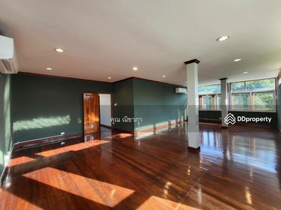 Single house for rent, On Nut 14, large house, 400 sq m., 600 sq m., Phatthanakan 38, wide garden, 4 bedrooms, 5 bathrooms, Bangkok, Thailand Single house for rent, On Nut 14, large house, 400 sq m., 600 sq m., Phatthanakan 38, wide garden, 4 bedrooms, 5 bathrooms, Bangkok, Thailand