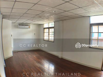 House For Rent Soi Yennakart 1, Bangkok, Thailand House For Rent Soi Yennakart 1, Bangkok, Thailand