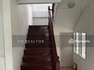 House For Rent Soi Yennakart 1, Bangkok, Thailand House For Rent Soi Yennakart 1, Bangkok, Thailand