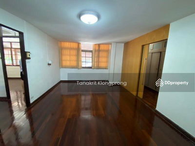For rent, Seri Village, Rama IX 41, area 106 wa, Bangkok, Thailand For rent, Seri Village, Rama IX 41, area 106 wa, Bangkok, Thailand
