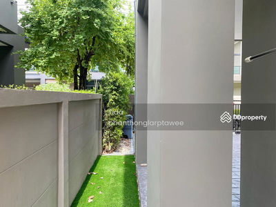 Bangkok Boulevard Rama 9, Bangkok, Thailand Bangkok Boulevard Rama 9, Bangkok, Thailand