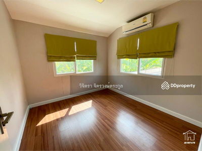 Mantana Lake Watcharapol, Bangkok, Thailand Mantana Lake Watcharapol, Bangkok, Thailand