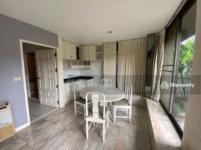 Muang Thong Thani 100, Nonthaburi, Thailand Muang Thong Thani 100, Nonthaburi, Thailand