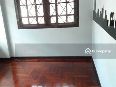 Alojamiento en Phasi Charoen, Thailand Alojamiento en Phasi Charoen, Thailand