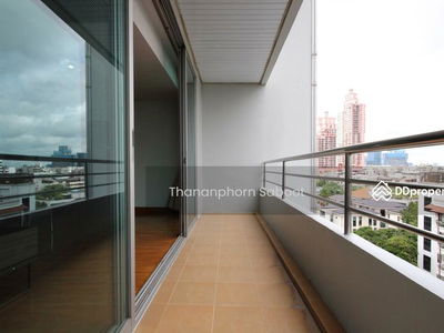 Queen's Park View, Bangkok, Thailand Queen's Park View, Bangkok, Thailand