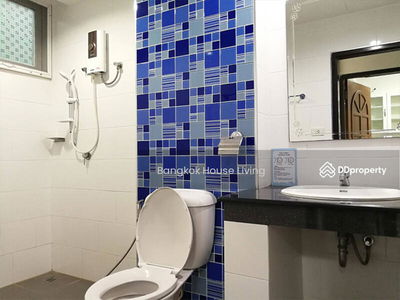 Aree Mansion, Bangkok, Thailand Aree Mansion, Bangkok, Thailand