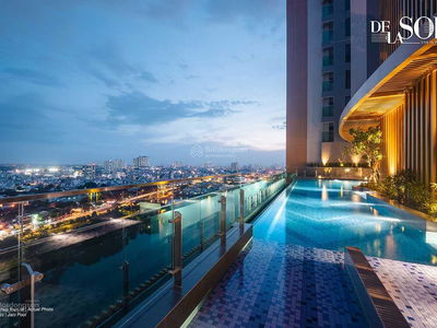 De La Sol, Vietnam  De La Sol, Vietnam