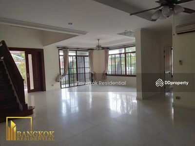 Narasiri Pattanakarn - 5 Bedroom House in Pattanakarn 54, Bangkok, Thailand Narasiri Pattanakarn - 5 Bedroom House in Pattanakarn 54, Bangkok, Thailand