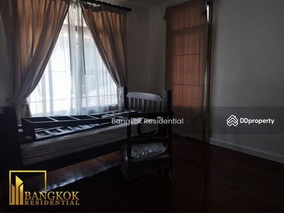 Narasiri Pattanakarn - 5 Bedroom House in Pattanakarn 54, Bangkok, Thailand Narasiri Pattanakarn - 5 Bedroom House in Pattanakarn 54, Bangkok, Thailand