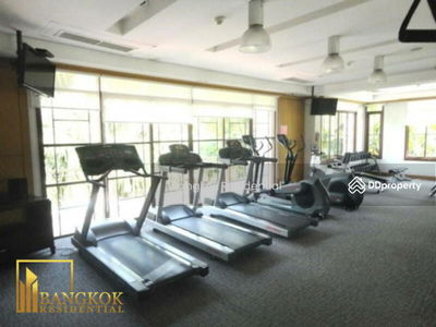 Narasiri Pattanakarn - 5 Bedroom House in Pattanakarn 54, Bangkok, Thailand Narasiri Pattanakarn - 5 Bedroom House in Pattanakarn 54, Bangkok, Thailand