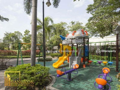 Narasiri Pattanakarn - 5 Bedroom House in Pattanakarn 54, Bangkok, Thailand Narasiri Pattanakarn - 5 Bedroom House in Pattanakarn 54, Bangkok, Thailand