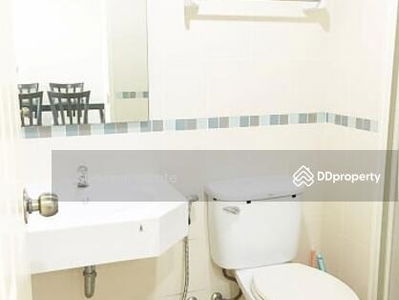 Lumpini Place Narathiwas-Chaopraya, Bangkok, Thailand Lumpini Place Narathiwas-Chaopraya, Bangkok, Thailand