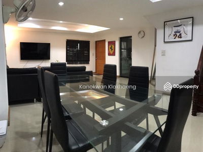 Minimal Detached House in Sukhumvit50 BTS Onnut(GH-850), Bangkok, Thailand Minimal Detached House in Sukhumvit50 BTS Onnut(GH-850), Bangkok, Thailand