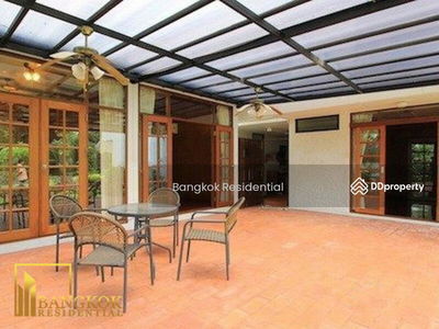 Single House in Compound, Bangkok, Thailand Single House in Compound, Bangkok, Thailand