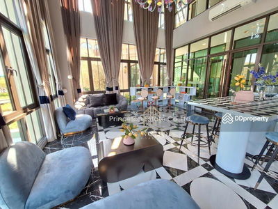 Grand Bangkok Boulevard Krungthepkritha, Bangkok, Thailand Grand Bangkok Boulevard Krungthepkritha, Bangkok, Thailand