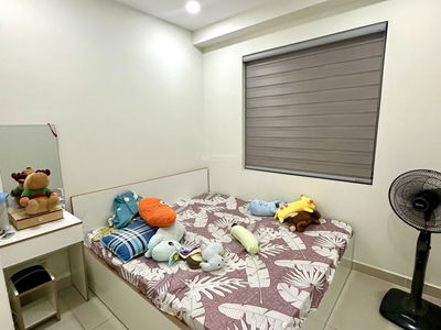 Topaz Elite, Vietnam Topaz Elite, Vietnam