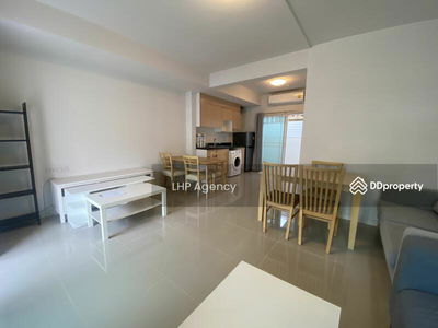 Indy Bangna km.7(1), Samut Prakan, Thailand Indy Bangna km.7(1), Samut Prakan, Thailand