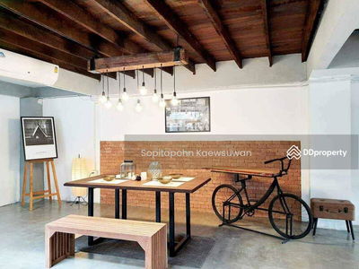 10330, Bangkok, Thailand 10330, Bangkok, Thailand