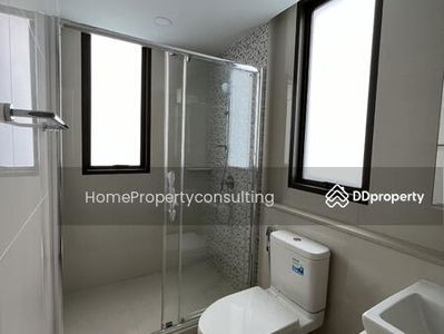 The Tree Sukhumvit 64, Bangkok, Thailand The Tree Sukhumvit 64, Bangkok, Thailand