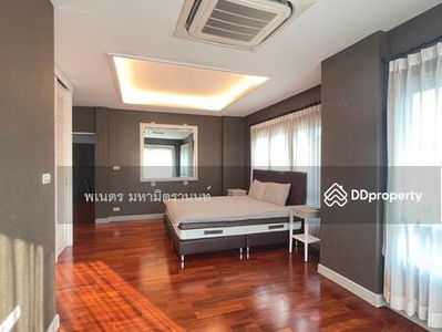 Grand Bangkok Boulevard Rama 9-Srinagarindra, Bangkok, Thailand Grand Bangkok Boulevard Rama 9-Srinagarindra, Bangkok, Thailand