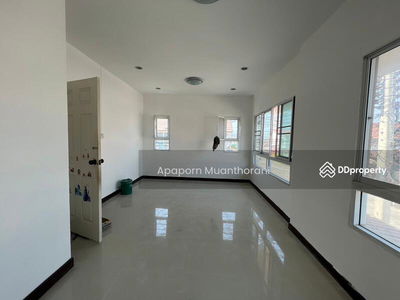 Supaporn Village 7, Nakhon Pathom, Thailand Supaporn Village 7, Nakhon Pathom, Thailand