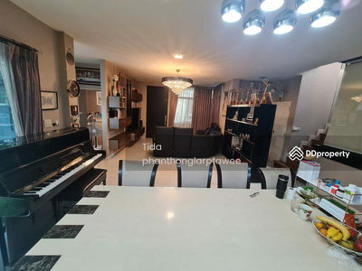 Manthana Onnut–Wongwaen 4, Bangkok, Thailand Manthana Onnut–Wongwaen 4, Bangkok, Thailand