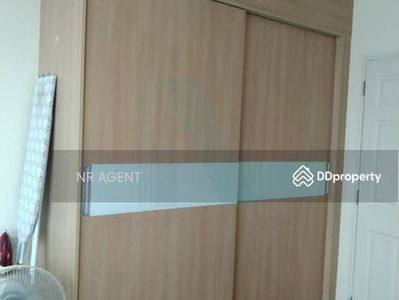 Life @ Sukhumvit 65, Bangkok, Thailand Life @ Sukhumvit 65, Bangkok, Thailand