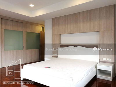 Mitr Mansion, Bangkok, Thailand Mitr Mansion, Bangkok, Thailand