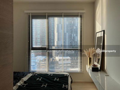 Life Sukhumvit 48, Bangkok, Thailand Life Sukhumvit 48, Bangkok, Thailand