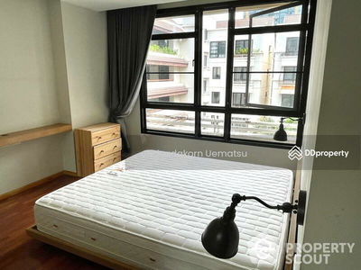 Baan Prachaniwet condominium, Bangkok, Thailand Baan Prachaniwet condominium, Bangkok, Thailand