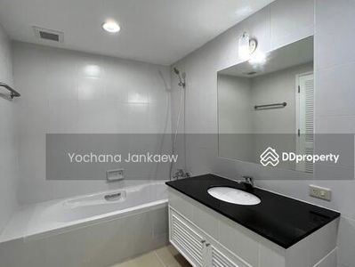 Acadamia Grand Tower, Bangkok, Thailand Acadamia Grand Tower, Bangkok, Thailand