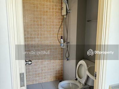 Lumpini Mixx Thepharak-Srinakarin, Samut Prakan, Thailand Lumpini Mixx Thepharak-Srinakarin, Samut Prakan, Thailand