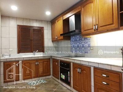 Grand Ville House 1(Sukhumvit 24) condominium, Bangkok, Thailand Grand Ville House 1(Sukhumvit 24) condominium, Bangkok, Thailand