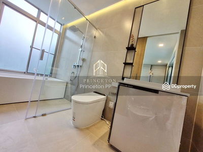 VIVE Rama 9, Bangkok, Thailand VIVE Rama 9, Bangkok, Thailand