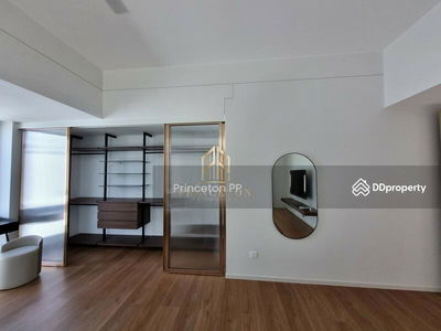 VIVE Rama 9, Bangkok, Thailand VIVE Rama 9, Bangkok, Thailand