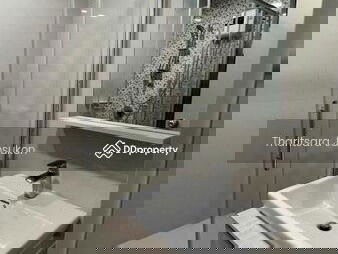 The Tree Sukhumvit 64, Bangkok, Thailand The Tree Sukhumvit 64, Bangkok, Thailand