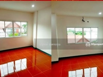 Niwa International School (1 km.), Bueng Thonglang Pittaya School (1 km.), Bangkok, Thailand Niwa International School (1 km.), Bueng Thonglang Pittaya School (1 km.), Bangkok, Thailand