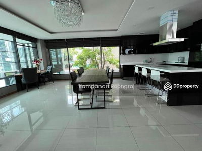 D'Rouvre Condominium, Bangkok, Thailand D'Rouvre Condominium, Bangkok, Thailand