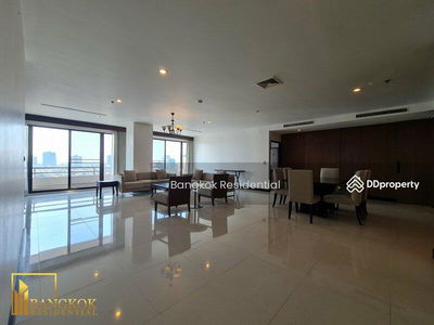 Charoenjai Mansion, Bangkok, Thailand Charoenjai Mansion, Bangkok, Thailand