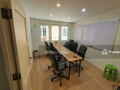 10400, Bangkok, Thailand 10400, Bangkok, Thailand