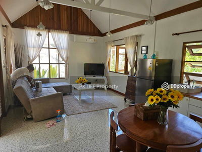 Housing in Ban Talat Nua, Thailand Housing in Ban Talat Nua, Thailand