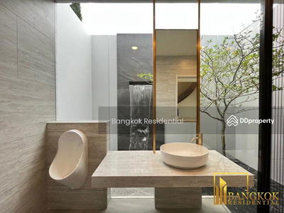 Nantawan Rama 9 New Krungthepkreetha, Bangkok, Thailand Nantawan Rama 9 New Krungthepkreetha, Bangkok, Thailand