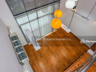 Office/Townhome, Bangkok, Thailand Office/Townhome, Bangkok, Thailand